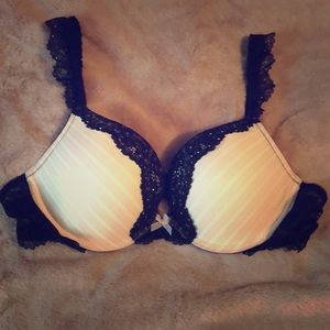 Victoria’s Secret Dream Angels Push Up Bra!